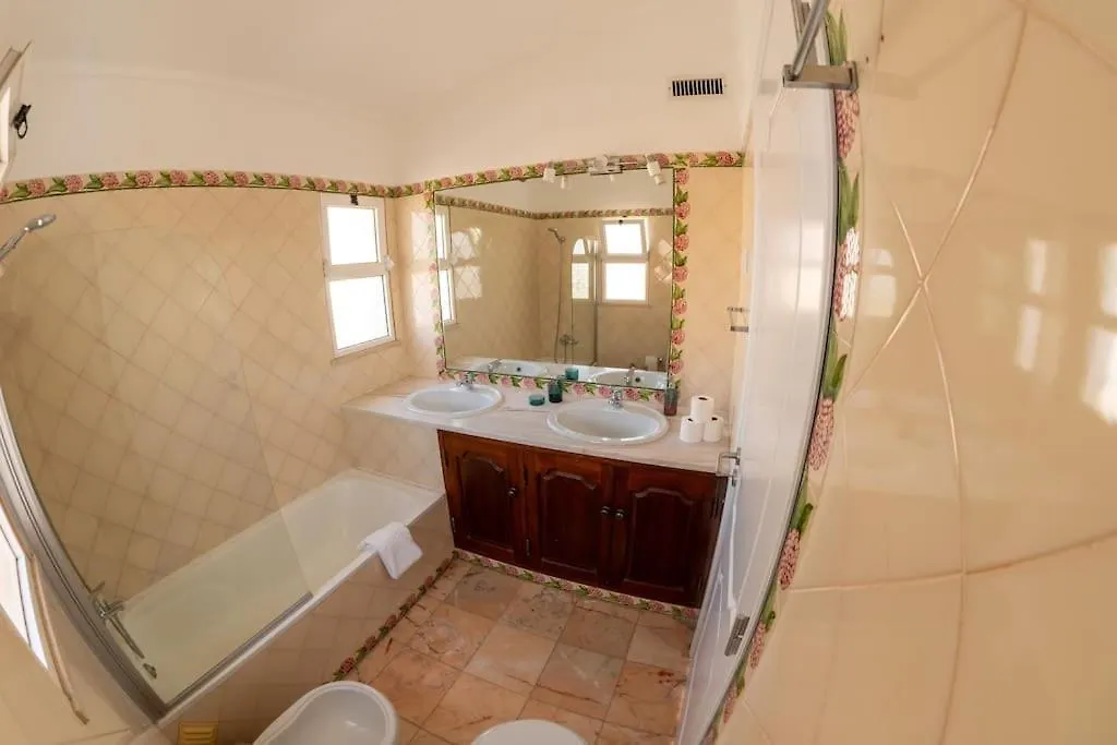 Vilamoura Beach Villa With Private Pool Quarteira 0*,  Portugal