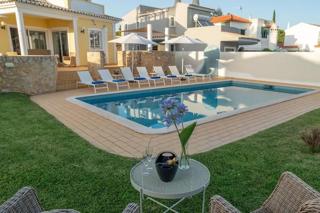 Vilamoura Beach Villa With Private Pool Quarteira